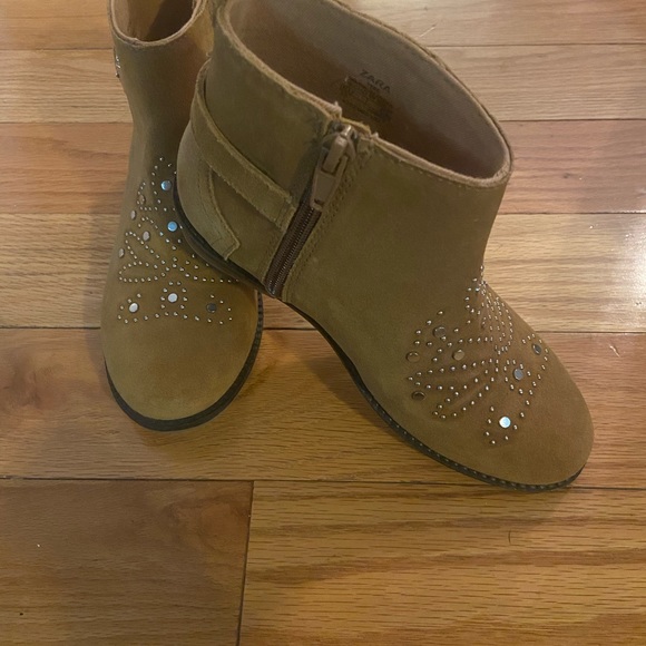 Girls Fashion Boots from Zara - Picture 3 of 3
